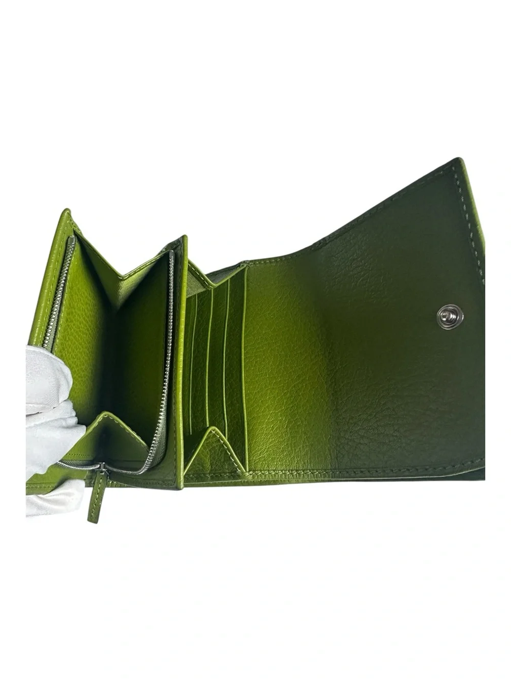 Authentic Gucci GG Marmont Lime Green Pebbled Leather Compact Wallet